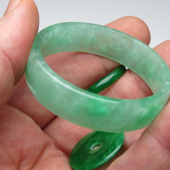 "Natural Baby Jade bangle +   FREE Jade Ring & Jade Donut 45mm" - Picture 2 of 3